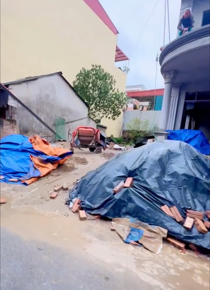 Đất nền Hiến Nam, Hưng Yên 87,3m² giá 4 tỷ - Đường thông ô tô, gần chợ và bệnh viện!