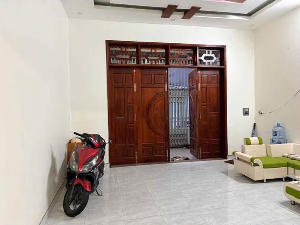 Nhà bán tại Phước Thiền, Nhơn Trạch, 100m² giá 2.4 tỷ - Sổ hồng riêng chính chủ!