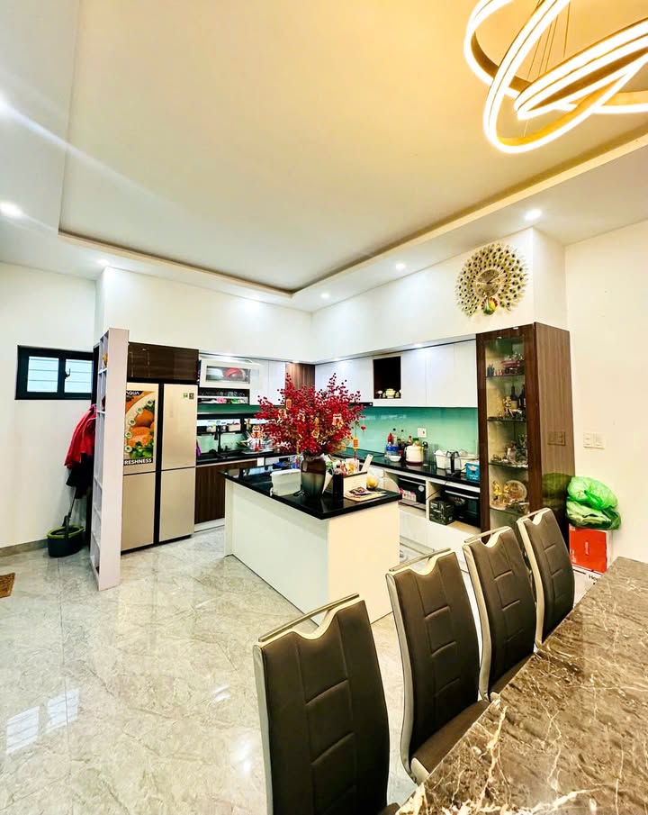 Nhà 3 tầng full nội thất đường Mai Lão Bạng, Hải Châu, 113m² - Không gian sống đẳng cấp!