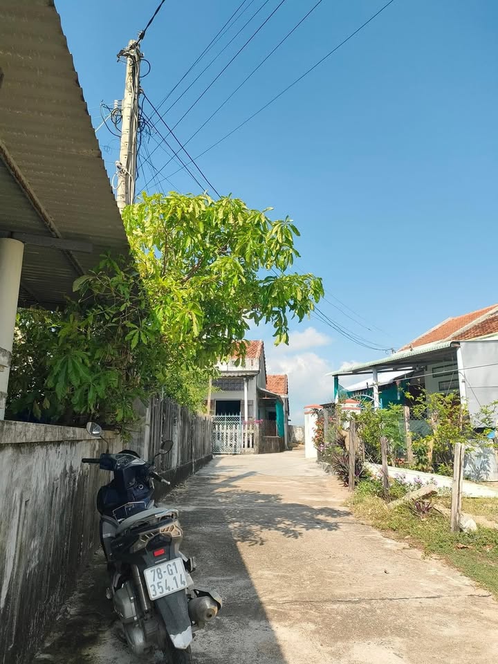 Đất nền Hòa Hiệp Trung, Đông Hòa 266m² giá 1 tỷ - Gần biển Phú Yên!