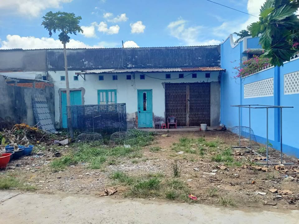 Đất mặt tiền đường nhánh Vựa Than Hồng Lực 162m² giá 1.1 tỷ - Cơ hội đầu tư hấp dẫn!