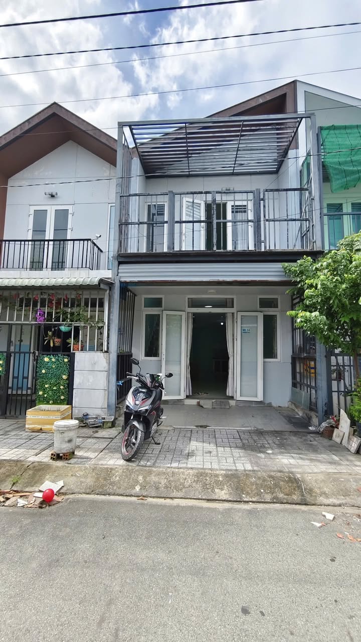 Nhà 1 trệt 1 lầu Mỹ Hạnh Bắc, 48m² giá 1.27 tỷ - Sổ hồng chính chủ!