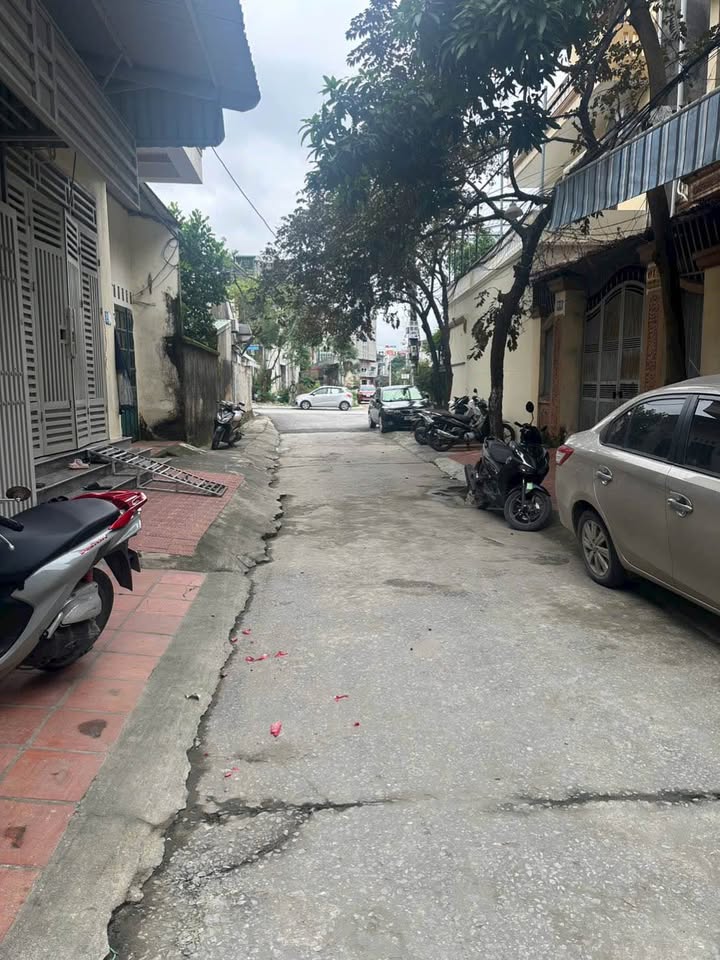 Nhà bán Cột Cờ Thanh Hóa 66m² giá từ 3-4 tỷ - Nhà 2 tầng full nội thất