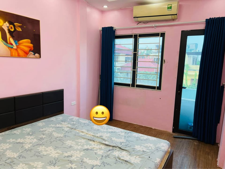 Nhà đẹp Lĩnh Nam - Hoàng Mai 28m² giá 5.5 tỷ - Ô tô đỗ cổng, ngõ thông!