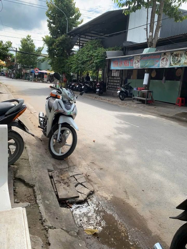 Nhà mặt tiền đường Lê Nhật Tảo, quận Cái Răng, 40m² giá 2.9 tỷ - Kinh doanh thuận lợi!