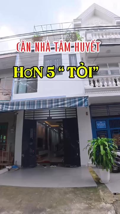 Nhà 2 lầu 1 trệt Long Bình, Biên Hòa 79m² giá 5.3 tỷ - Thiết kế hiện đại, vị trí đắc địa!