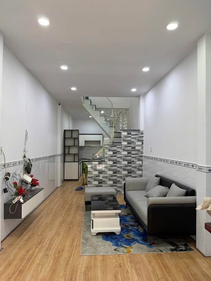 Nhà cho thuê Tân Chánh Hiệp Quận 12, 57m² giá chỉ 7 triệu/tháng - Dễ dàng tiếp cận mọi tiện ích!