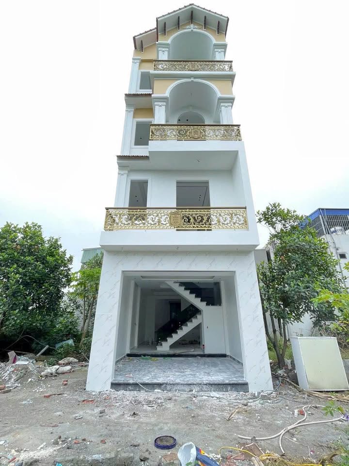 Nhà 4 tầng tại Chung cư Lê Sáng, Hồng An, Hải Phòng 50m² giá 2.65 tỷ - Thiết kế tân cổ điển sang trọng!