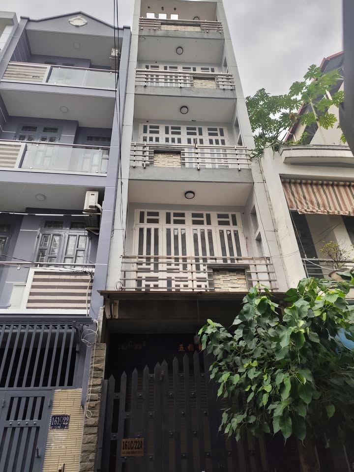 Nhà cho thuê 5 tầng mặt tiền hẻm Lạc Long Quân, Quận 11 - Giá 28 triệu/tháng