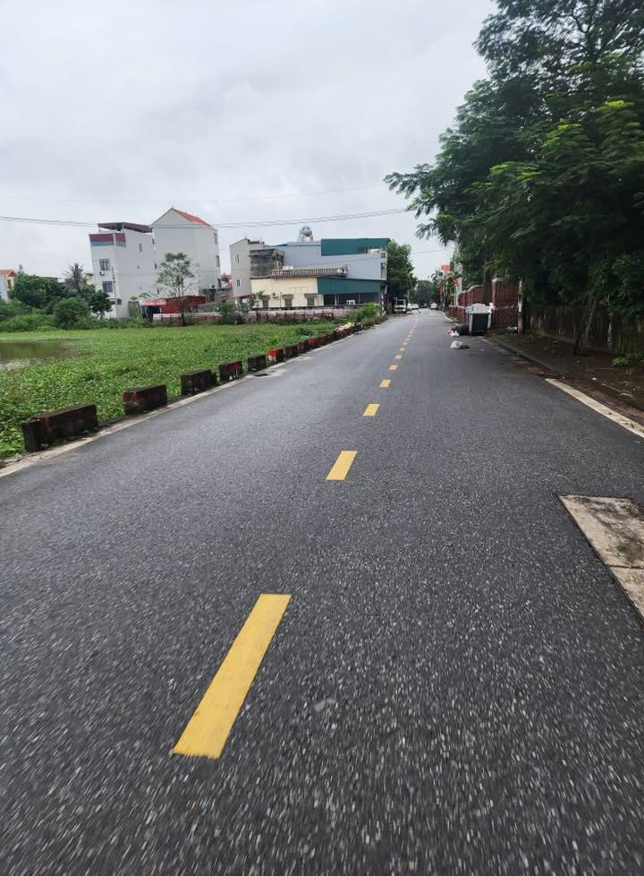 Nhà mặt phố Liên Đàm, Yên Thường 60m² giá 7 tỷ - Kinh doanh thuận lợi!