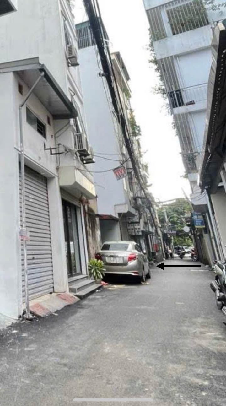 Đất Ngọc Thụy 40m² giá 7.2 tỷ - Sổ đỏ chính chủ, ô tô đỗ cửa!