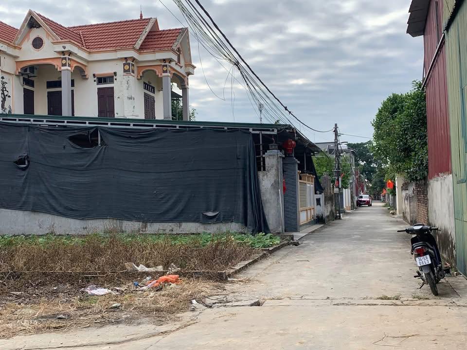 Đất nền góc Trạm Lộ, Thuận Thành 76m² - Sổ đỏ chính chủ, giá tốt!