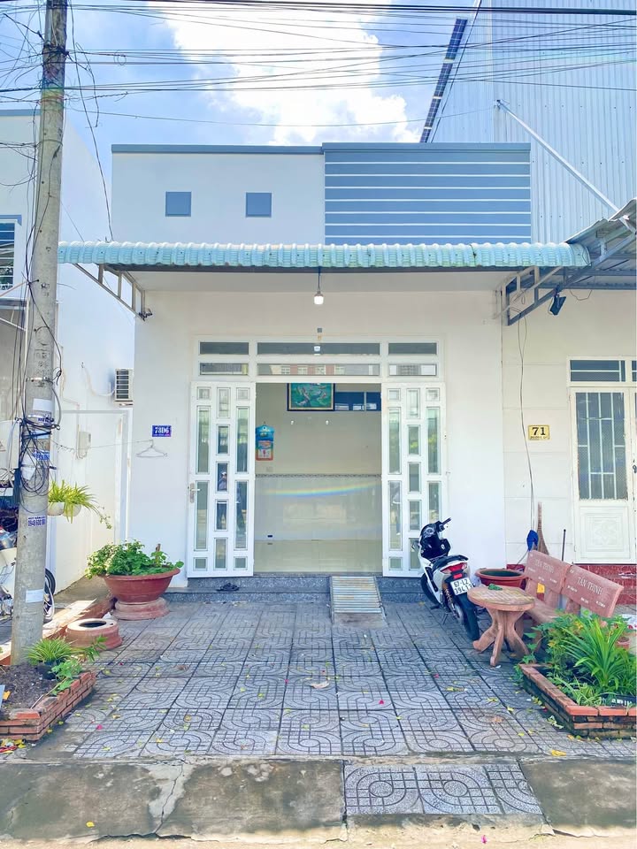 Nhà trệt KDC Hồng Loan 6A Cần Thơ 80m² giá 3.39 tỷ - Sổ hồng chính chủ!