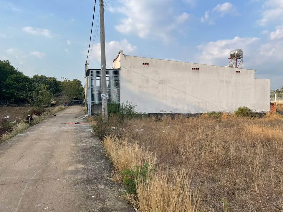 Đất nền Tây Hòa Trảng Bom 100m² - Sổ riêng, giá thỏa thuận!