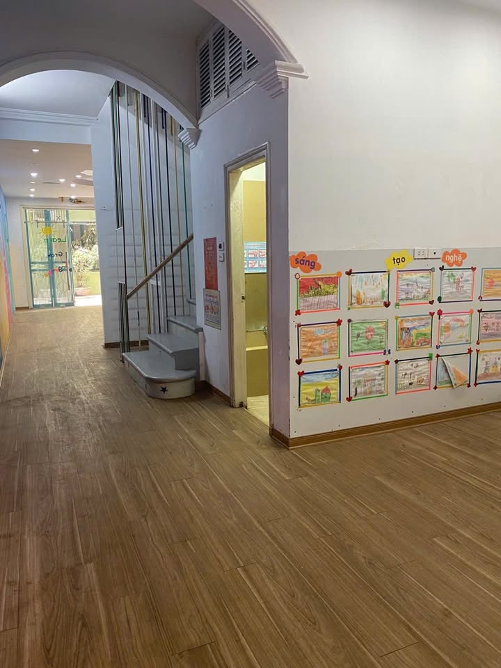 Nhà nguyên căn phố Tân Ấp, Ba Đình 70m² giá 16 triệu - Phù hợp làm văn phòng!