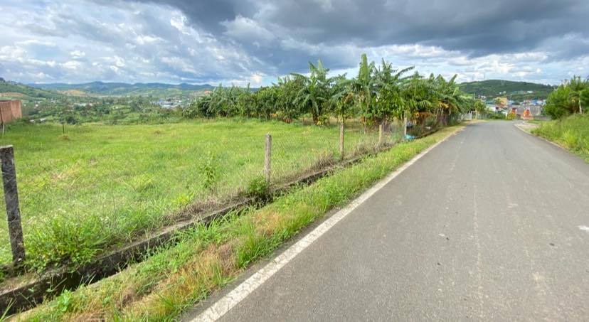 Đất nền Bảo Lộc 700m² giá 3.9 tỷ - Mặt tiền đường chính, view đẹp!