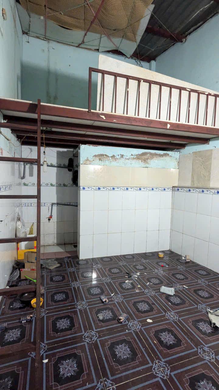 Dãy trọ 16 phòng đường Ống Nước Dĩ An giá 16 triệu - Cơ hội thuê hấp dẫn!