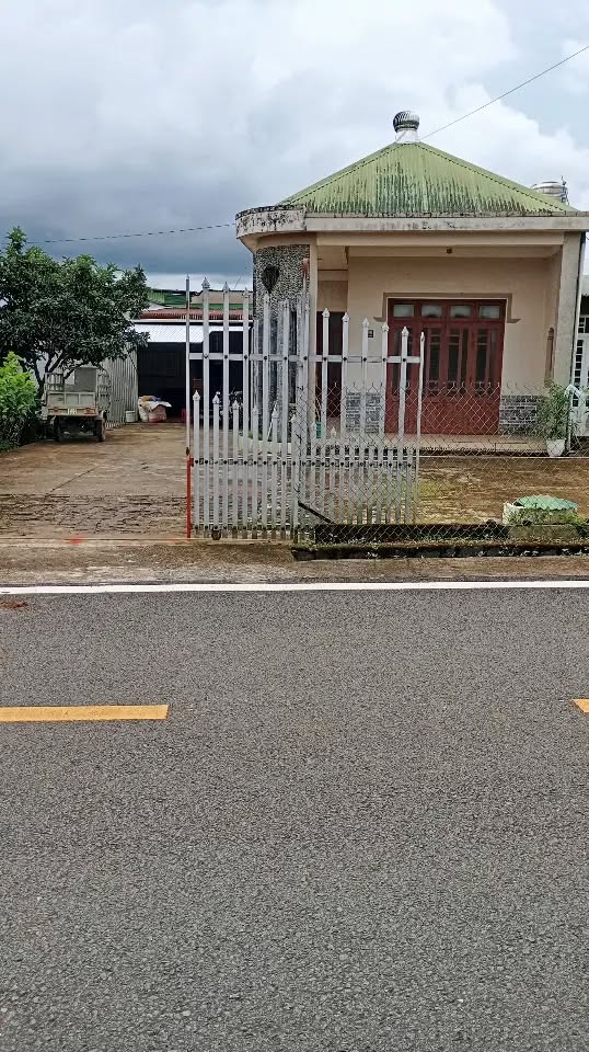 Nhà phố đường Lê Phụng Hiểu, Bảo Lộc 1650m² giá 7.5 tỷ - Đường nhựa lớn, ô tô vào tận nơi!