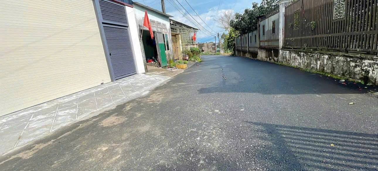 Nhà riêng Bảo Lộc 126m² giá 3.2 tỷ - Nhà đẹp, sát chợ Trương!