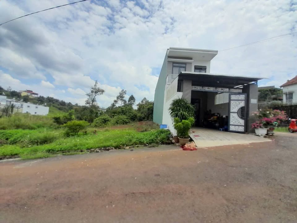 Đất thổ cư hẻm 111 Nguyễn Chí Thanh, Bảo Lộc, 162m² - Hướng Nam, giá chỉ 1.5 tỷ!