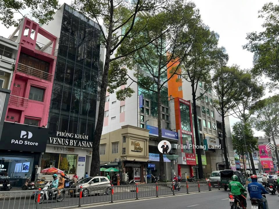 Cho thuê tòa nhà thẩm mỹ góc 2 mặt tiền đường 3 Tháng 2, quận 10 - Đầu tư sinh lời ngay!