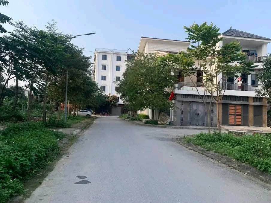 Đất nền 3 mặt đường siêu đẹp tại phường Trung Đô, TP Vinh 275,3m² chỉ 1 tỷ - Cơ hội đầu tư lý tưởng!