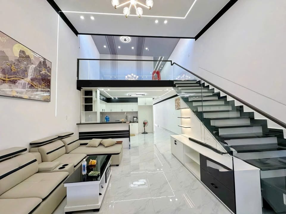 Nhà phố Đường Cao Thắng, Đà Lạt 120m² giá 3.6 tỷ - Gần chợ Ngô Quyền!