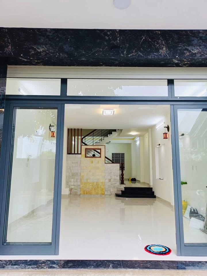 Cho thuê nhà 4 tầng mặt tiền đường Lê Duy Đình, Thanh Khê 80m² giá 19 triệu - Phù hợp cho kinh doanh