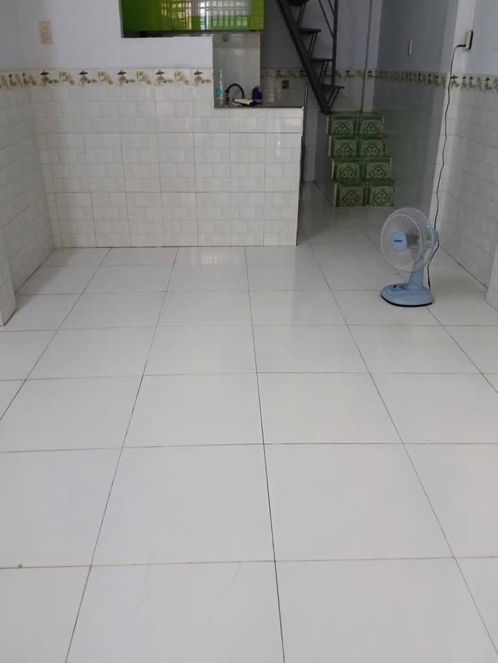 Nhà cho thuê Phường 8 Gò Vấp 24m² giá 5.5 triệu - Hẻm ô tô đậu cửa