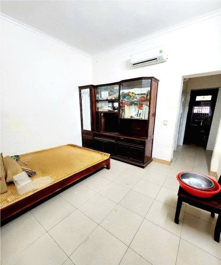 Nhà đẹp phường Tứ Hiệp, quận Thanh Trì 38m² giá 4.85 tỷ - Vị trí VIP, tiện ích đầy đủ!