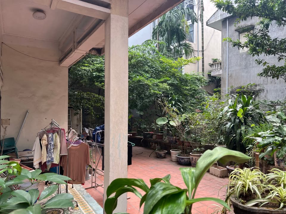 Đất trung tâm Nguyễn Văn Cừ 300m² giá 43 tỷ - Cơ hội đầu tư hấp dẫn!