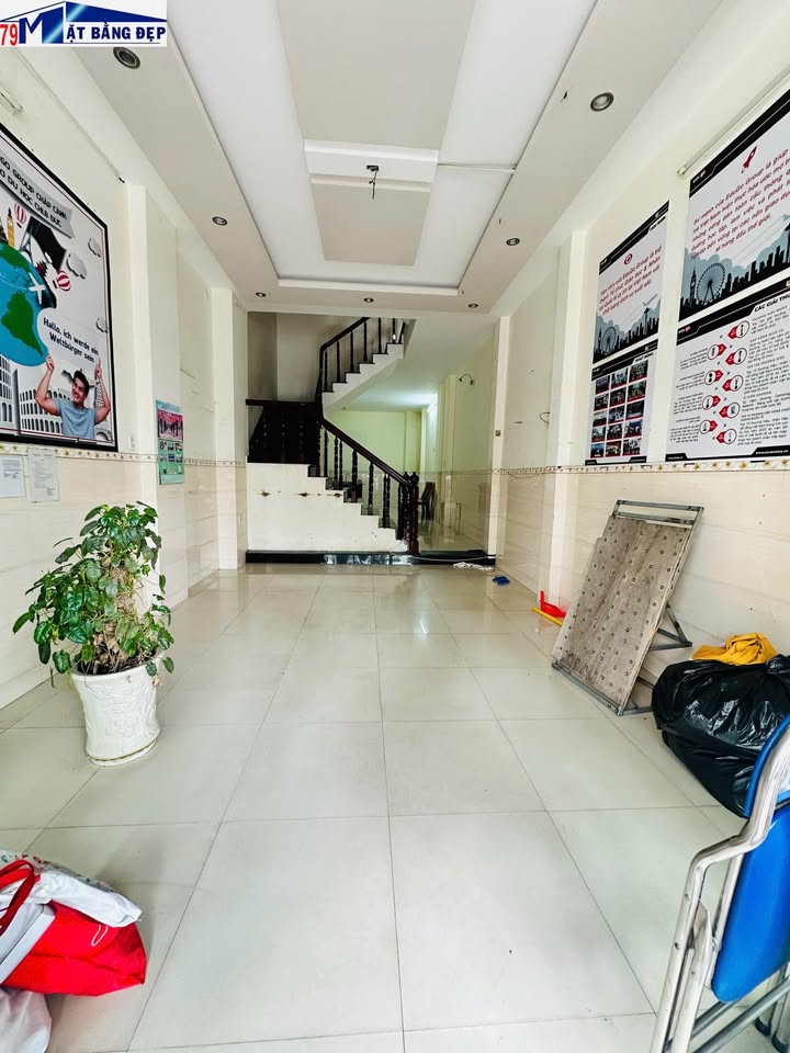 Nhà mặt tiền Điện Biên Phủ Nha Trang 64m² giá 10 triệu/tháng - Kinh doanh thuận lợi!