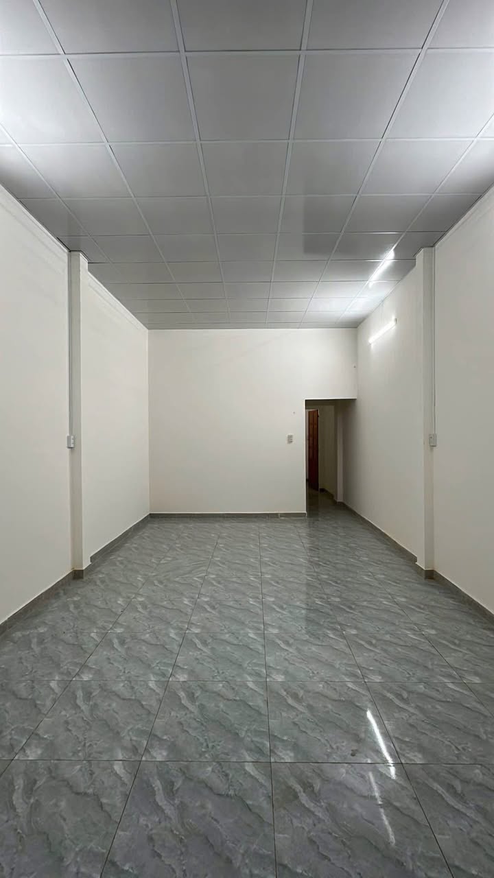 Cho thuê mặt bằng Nguyễn Thị Định Nha Trang 1PN giá 6 triệu - Phù hợp kinh doanh!