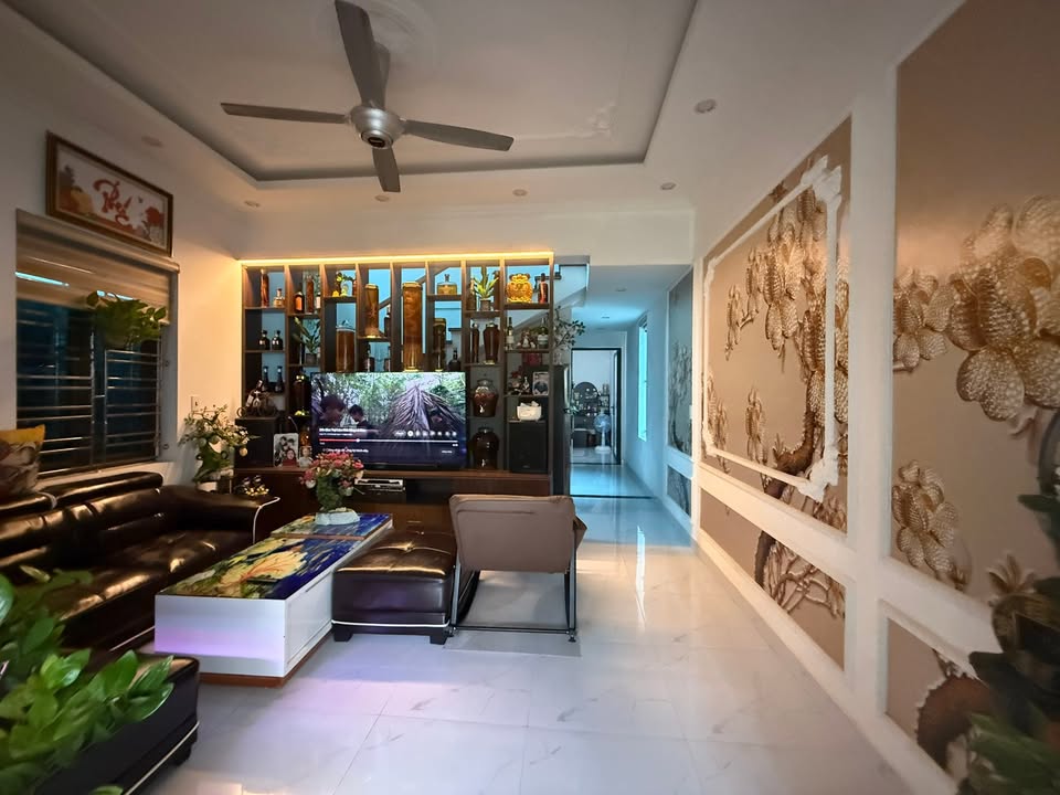 Nhà 2 tầng Hải Thành 59m² giá 2 tỷ - Ô tô vào tận nơi!