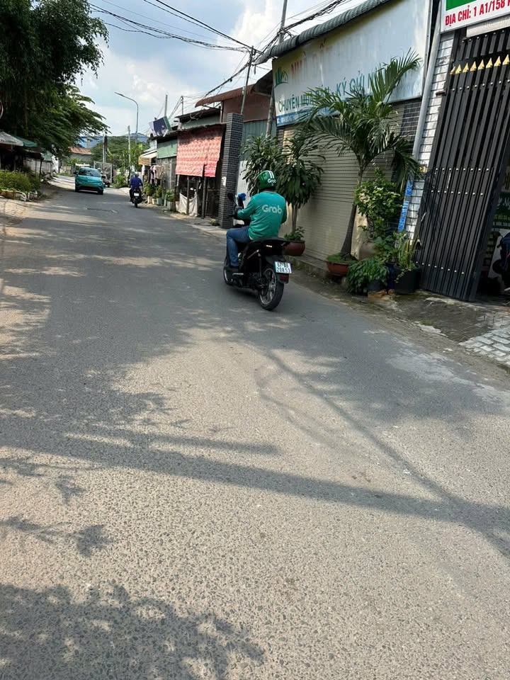 Nhà cấp 4 mặt tiền đường nhựa 93m² tại Thuận Giao - Giá chỉ 3.49 tỷ, bớt lộc!