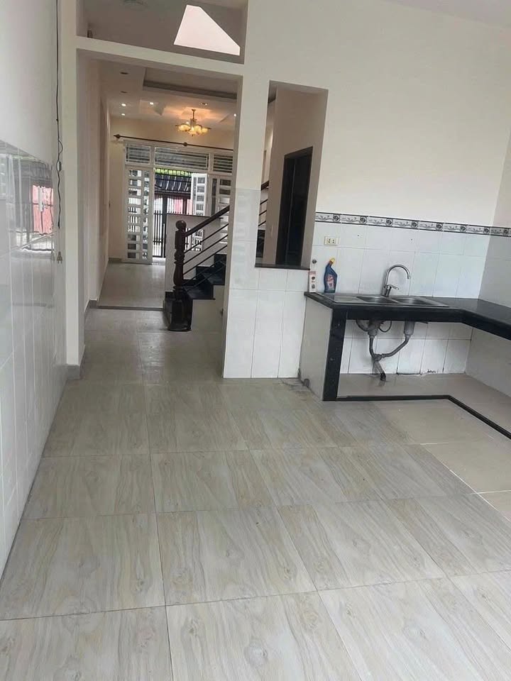 Nhà cho thuê Hương Lộ 2, Bình Trị Đông A, 72m² giá 13 triệu - Hẻm xe hơi, 2 mặt tiền!