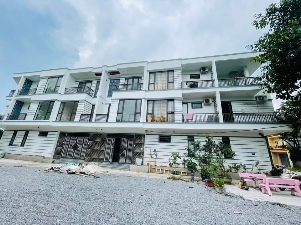 Nhà 3 tầng mặt đường Thống Nhất 47m² giá chỉ 2.29 tỷ - Cơ hội vàng cho gia đình!