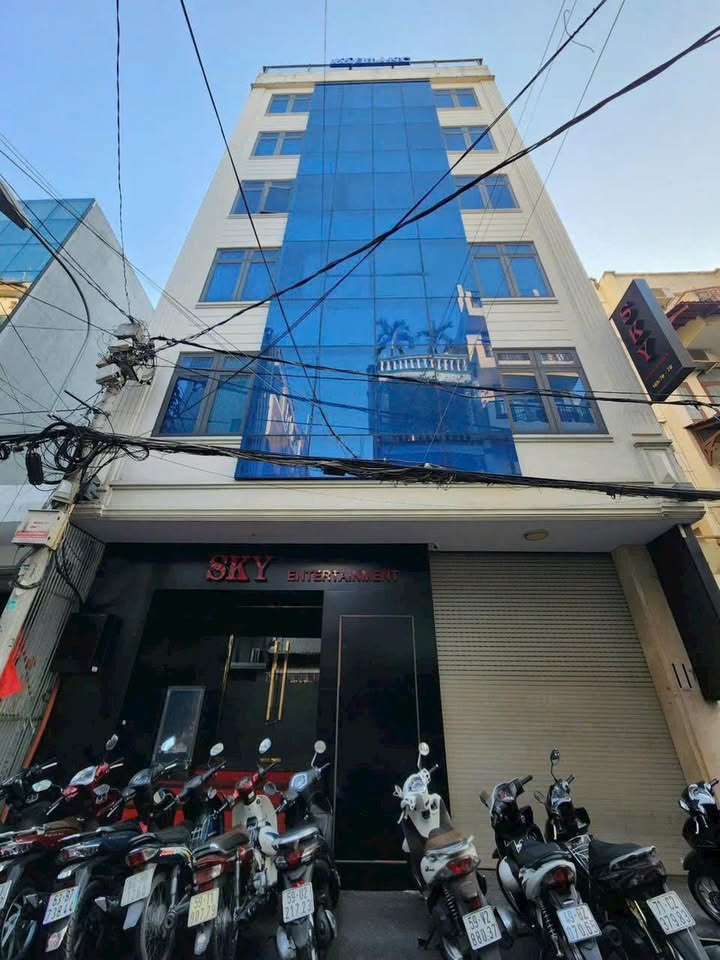 FrontHouse Nguyễn Thái Bình 199m² giá 105 tỷ - Đầu tư sinh lời bền vững!