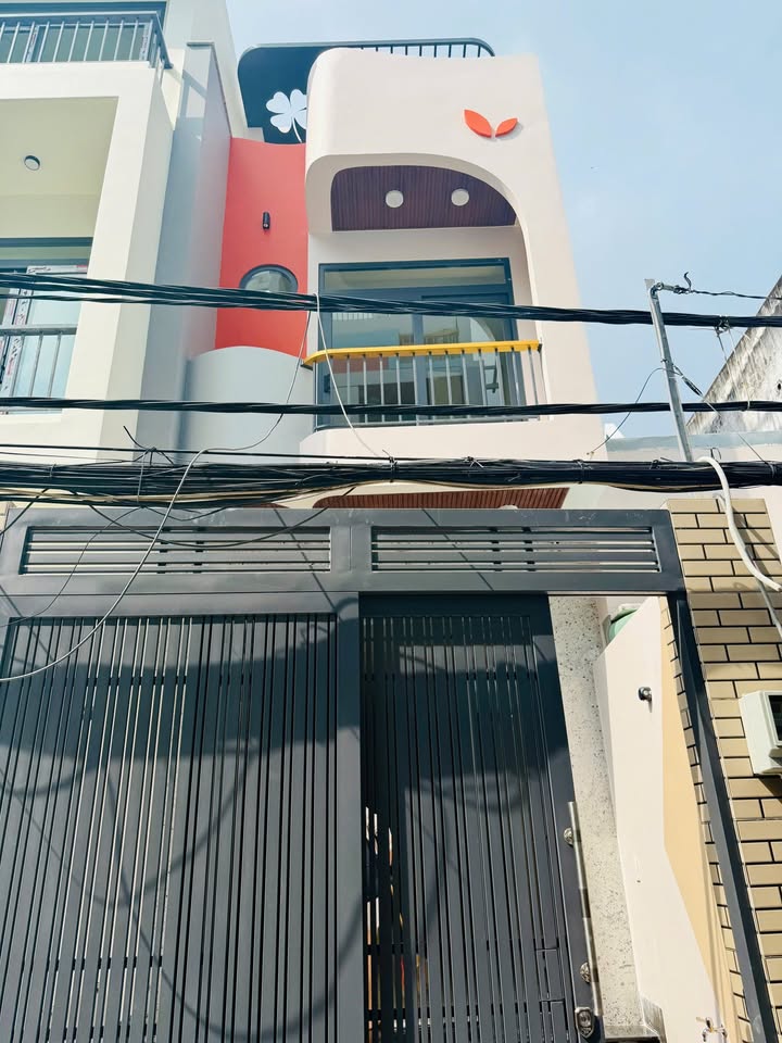 Nhà nguyên căn Bùi Minh Trực, Quận 8, 49m² giá chỉ 20 triệu - Full nội thất, sẵn sàng vào ở!