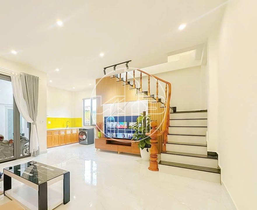 Nhà phố 2 tầng 43.53m² Phường 6, Đà Lạt giá 3.5 tỷ - Sẵn sàng vào ở!