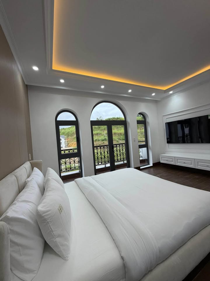 Bán nhà hiện đại tại An Sơn, Đà Lạt 80m² giá 11 tỷ - Thiết kế sang trọng, thang máy