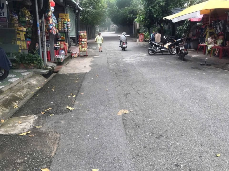 Nhà nguyên căn 140m² cho thuê tại Dĩ An giá 6 triệu - Vị trí đẹp gần chợ