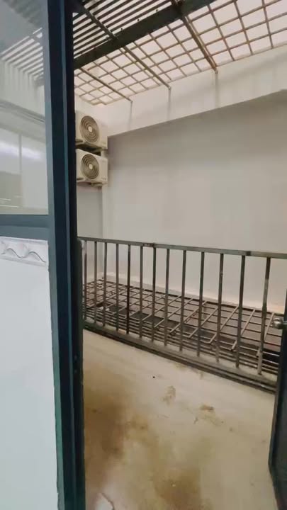 Căn hộ 2PN Tân Bình 958m² - Full nội thất, ban công giếng trời thoáng mát!