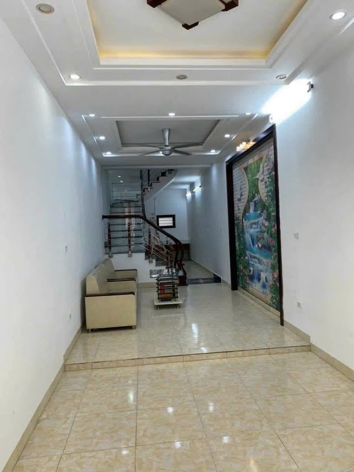 Nhà 3 tầng ngõ phố Điện Biên Phủ, Bình Hàn 53m² giá 3 tỷ - Sẵn sàng vào ở!