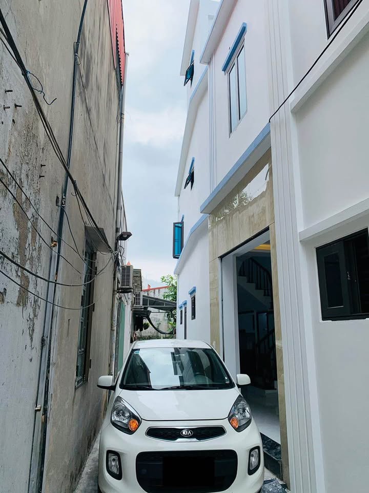 Nhà 2 tầng 1 tum ngõ 5 Phan Chu Trinh 40m² giá 1.43 tỷ - Ô tô đỗ cửa, bớt lộc!