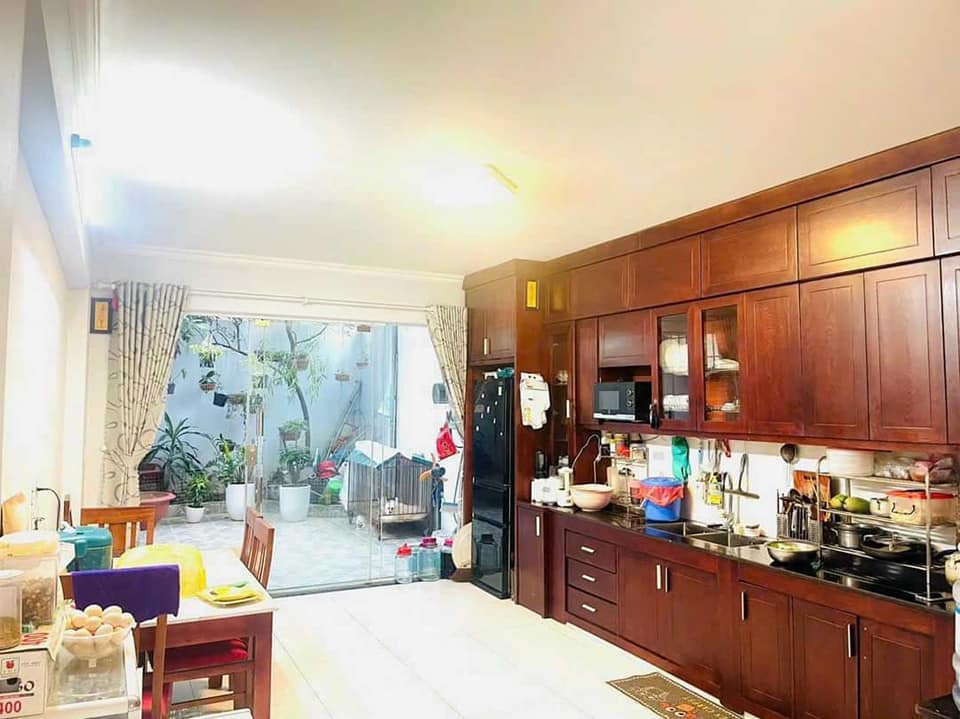 Nhà mặt phố Nguyễn Đình Chiểu - 107m² chỉ 5.3 tỷ - Kinh doanh sầm uất!