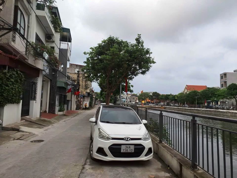 Đất mặt hồ đẹp tại phường Thanh Bình, Hải Dương 59.3m² giá 3 tỷ - Chính chủ bán nhanh!