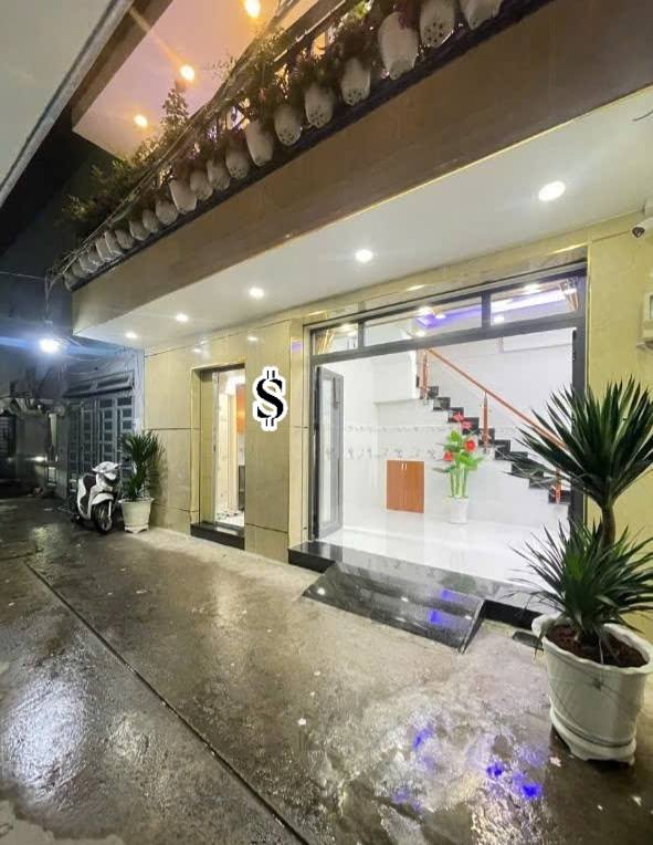 Bán nhà đường Nguyễn Hồng Đào, Tân Bình 27m² giá 4.1 tỷ - Sổ đỏ chính chủ, thương lượng!