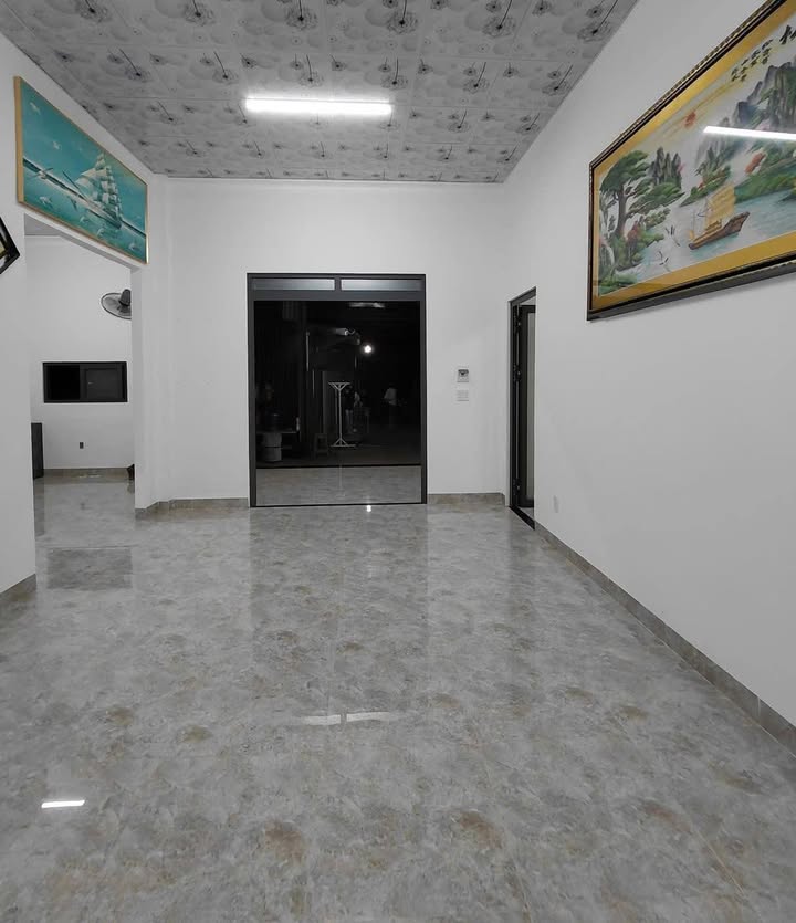 Nhà cho thuê hẻm Y Moan, Buôn Ma Thuột 4 phòng ngủ - An ninh, tiện ích đầy đủ!