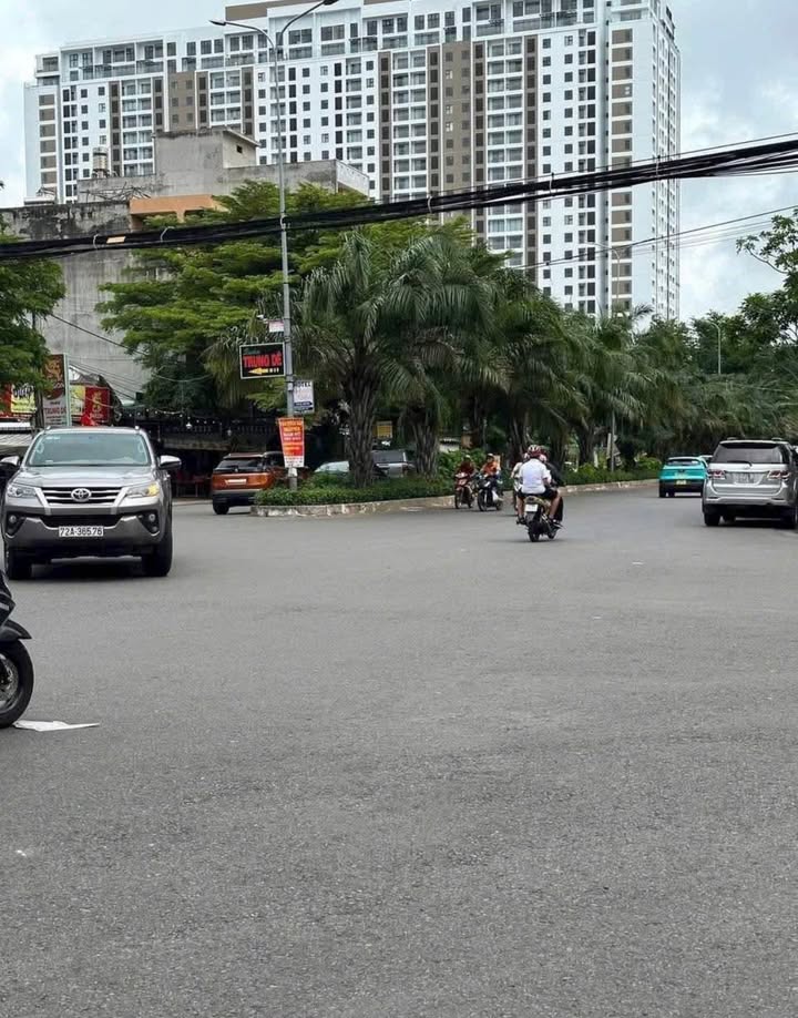 Đất biệt thự KĐT Chí Linh P10, TP. Vũng Tàu 186m² giá 20.5 tỷ - Đầu tư sinh lời tuyệt vời!